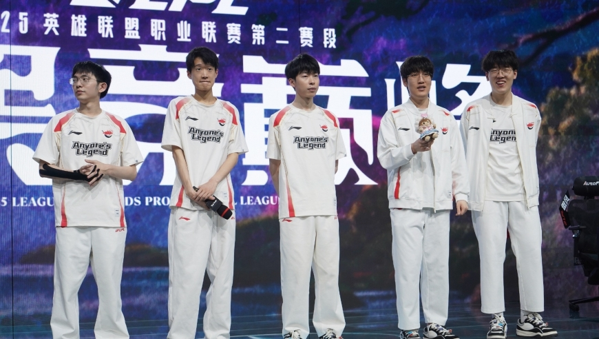 光线传媒董事长回应哪吒2破百亿,新澳门2025年管家婆一肖一码,创新典义解读_VR版V7.66